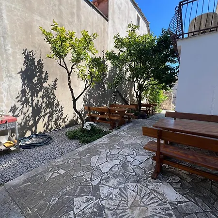 Holiday Sun Studio Rooms Orebic Appartamento *