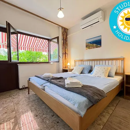 Holiday Sun Studio Rooms Orebic Appartamento *